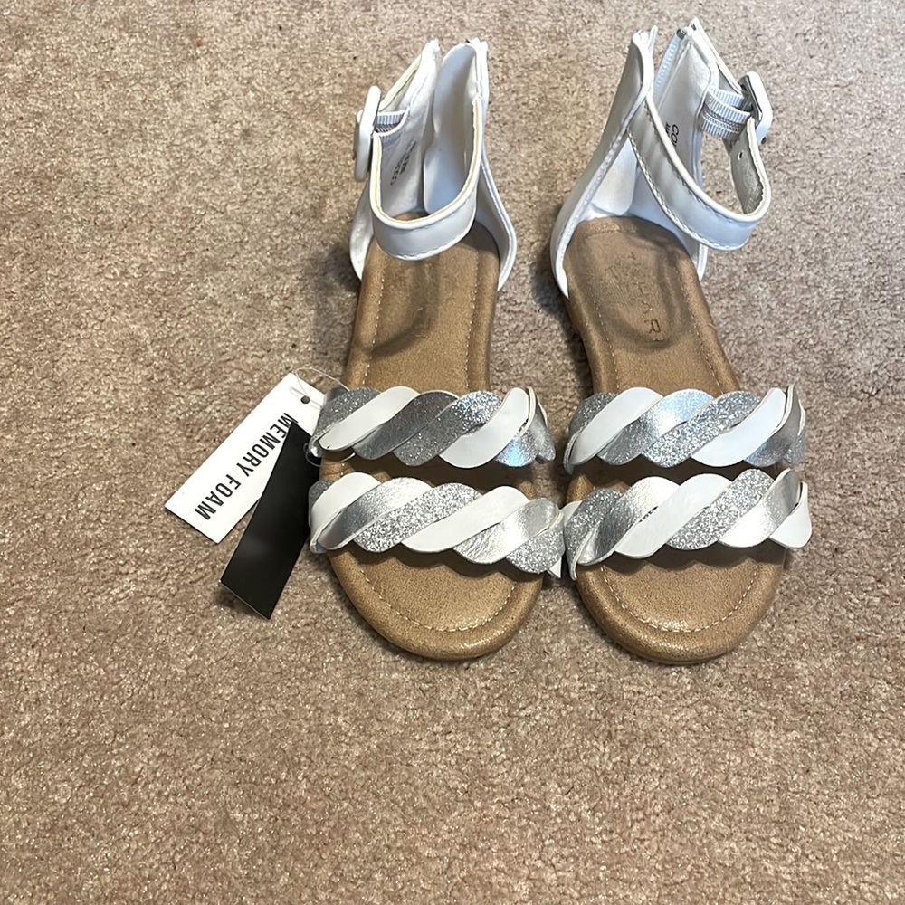 Tahari sandals for little kids new